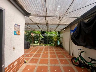Casa de 5 alcobas en venta en Armenia, Armenia, 155 m² · foto 9 de 20