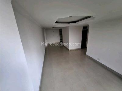Apartamento de 3 alcobas en venta en Comuna 10 Quimbaya, Armenia, 78 m² · foto 2 de 13