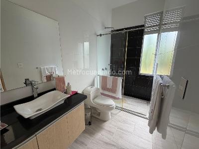 Casa de 4 alcobas en venta en Armenia Rural, Armenia, 320 m² · foto 9 de 20