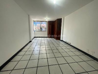 Apartamento en venta en Centro, Pereira · foto 5 de 19