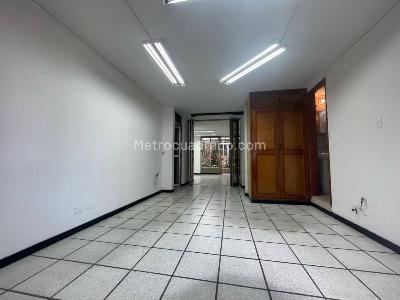 Apartamento en venta en Centro, Pereira · foto 10 de 19