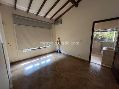 Casa de 3 alcobas en venta en Cerritos, Pereira, 1786 m² · foto 8 de 20