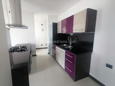 Apartamento en venta en Pinares, Pereira · foto 3 de 20