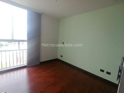 Apartamento en venta en Pinares, Pereira · foto 8 de 20