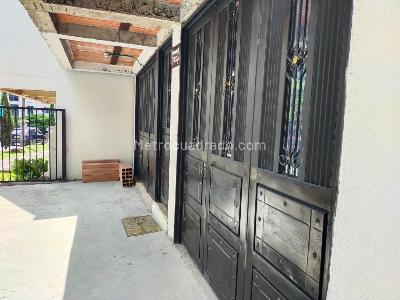 Casa en venta en Maraya, Pereira · foto 2 de 20