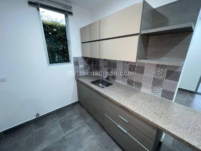 Casa de 3 alcobas en venta en San Jose De Las Villas, Pereira, 1800 m² · foto 6 de 20