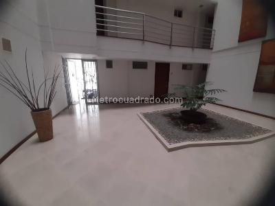 Apartaestudio en venta en Los Alpes, Pereira, 54 m² · foto 2 de 16