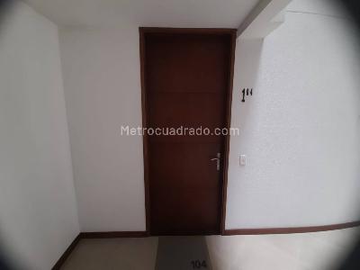 Apartaestudio en venta en Los Alpes, Pereira, 54 m² · foto 3 de 16