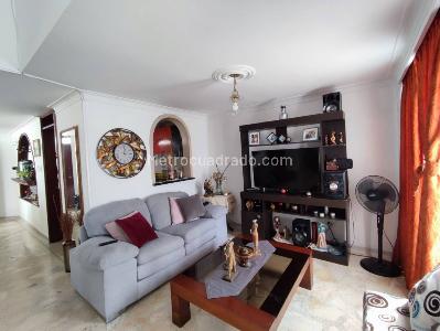 Casa en venta en Av, Pereira · foto 4 de 20