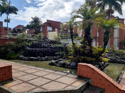 Casa en venta en Alamos, Pereira · foto 2 de 7