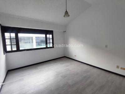 Casa de 5 alcobas en venta en Av 30 De Agosto, Pereira, 246 m² · foto 9 de 20
