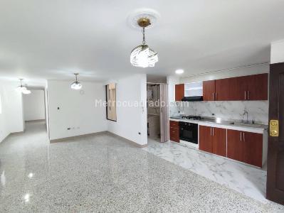 Apartamento en venta en Centro, Pereira · foto 2 de 12