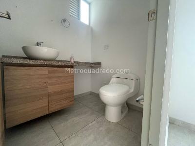 Apartamento de 3 alcobas en venta en Via Variante Condina, Pereira, 83 m² · foto 19 de 20