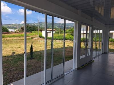 Casa en venta en Viterbo, Pereira · foto 4 de 12
