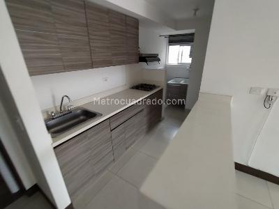 Apartamento en venta en Ciudad Jardin, Pereira · foto 4 de 14