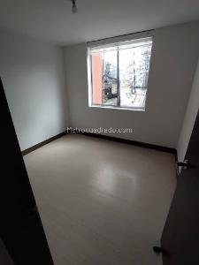 Apartamento en venta en Ciudad Jardin, Pereira · foto 10 de 14