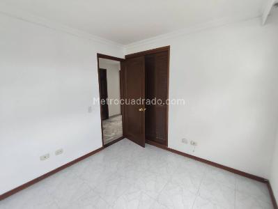 Apartamento en venta en Los Alpes, Pereira · foto 11 de 20