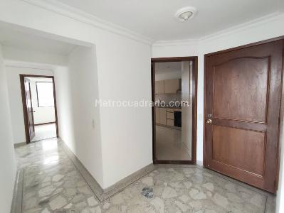 Apartamento en venta en Los Alpes, Pereira · foto 6 de 20