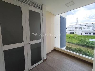 Apartamento en venta en Av, Pereira · foto 9 de 20