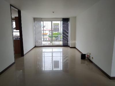 Apartamento de 3 alcobas en venta en Pinares, Pereira, 92 m² · foto 4 de 14