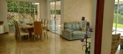 Casa en venta en Pueblito Cafetero, Pereira · foto 4 de 10