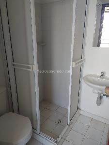 Apartamento de 3 alcobas en venta en Pinares, Pereira, 135 m² · foto 8 de 17