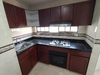 Apartamento de 3 alcobas en venta en Pinares, Pereira, 135 m² · foto 13 de 17