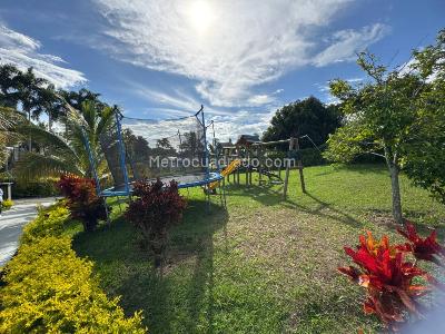 Casa de 3 alcobas en venta en Cerritos, Pereira · foto 19 de 20