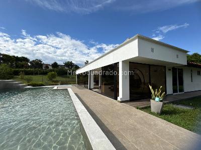 Casa de 3 alcobas en venta en Cerritos, Pereira · foto 2 de 20