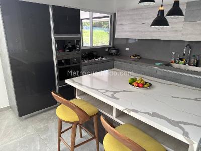 Casa de 3 alcobas en venta en Cerritos, Pereira · foto 5 de 20
