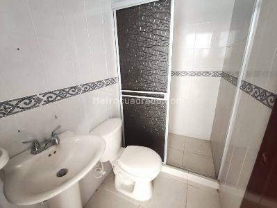 Casa en venta en Av De Las Americas, Pereira · foto 15 de 20