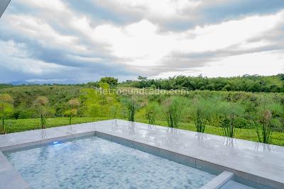 Casa de 3 alcobas en venta en Cerritos, Pereira, 2000 m² · foto 2 de 18
