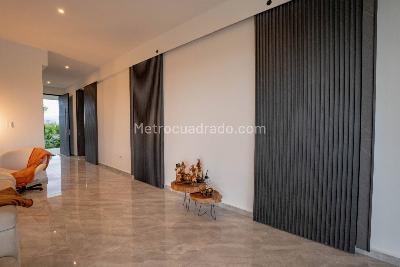 Casa de 3 alcobas en venta en Cerritos, Pereira, 2000 m² · foto 3 de 18