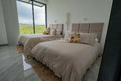 Casa de 3 alcobas en venta en Cerritos, Pereira, 2000 m² · foto 12 de 18