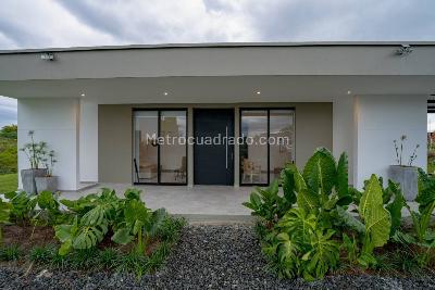 Casa de 3 alcobas en venta en Cerritos, Pereira, 2000 m² · foto 18 de 18