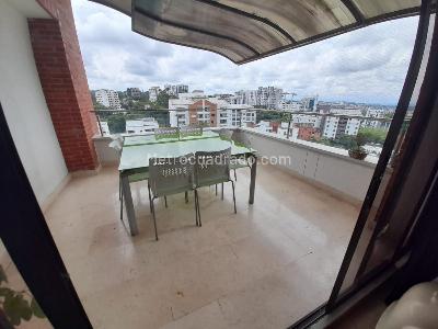 Apartamento en venta en Pinares, Pereira · foto 2 de 20
