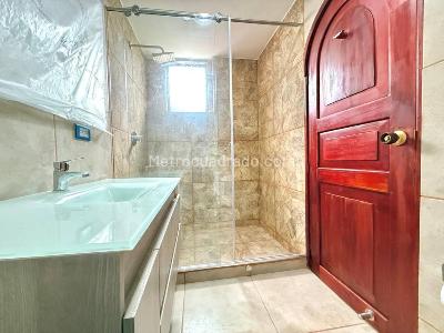 Apartamento en venta en Pinares, Pereira · foto 18 de 19