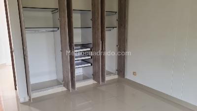 Casa de 4 alcobas en venta en Cerritos, Pereira, 1470 m² · foto 10 de 11