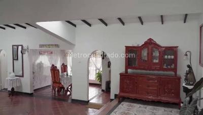 Casa de 5 alcobas en venta en Tebaida, Armenia, 1500 m² · foto 3 de 8