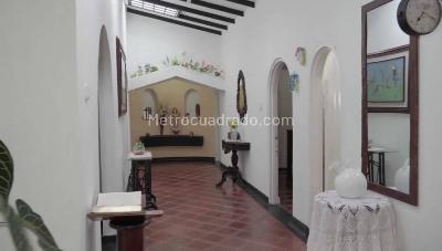Casa de 5 alcobas en venta en Tebaida, Armenia, 1500 m² · foto 5 de 8