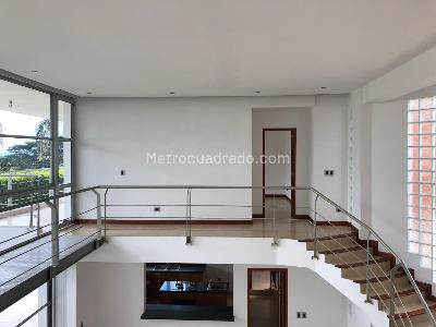 Casa de 5 alcobas en venta en Cerritos, Pereira, 1960 m² · foto 8 de 14