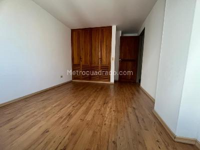 Apartamento en venta en Centro, Pereira · foto 7 de 16