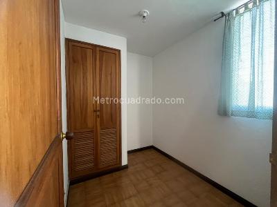 Apartamento en venta en Centro, Pereira · foto 12 de 16