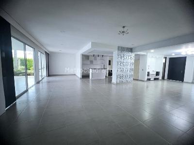 Casa de 5 alcobas en venta en Pueblito Cafetero, Pereira, 1900 m² · foto 5 de 20