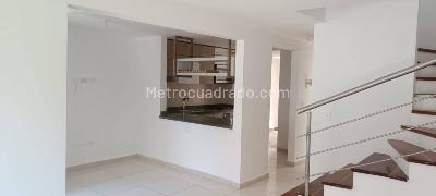 Casa en venta en Galicia, Pereira · foto 2 de 18