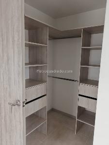 Apartamento en venta en Av 30 De Agosto, Pereira · foto 13 de 19