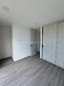Apartamento en venta en Pinares, Pereira · foto 11 de 20