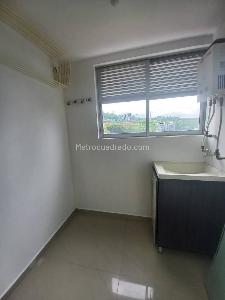 Apartamento de 3 alcobas en venta en Pinares, Pereira, 78 m² · foto 13 de 19