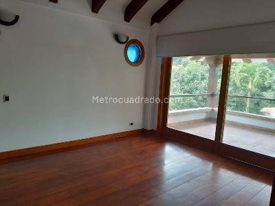 Casa de 5 alcobas en venta en Cerritos, Pereira, 1600 m² · foto 6 de 17