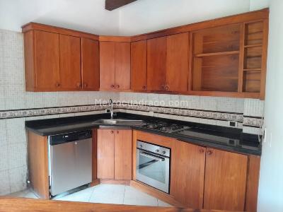 Casa de 5 alcobas en venta en Cerritos, Pereira, 1600 m² · foto 8 de 17